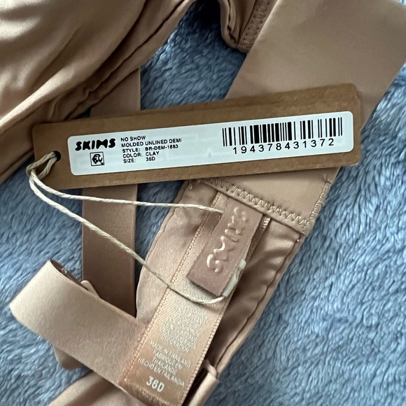 SKIMS Women's Cream Underwire Bra - Picture 4 of 4